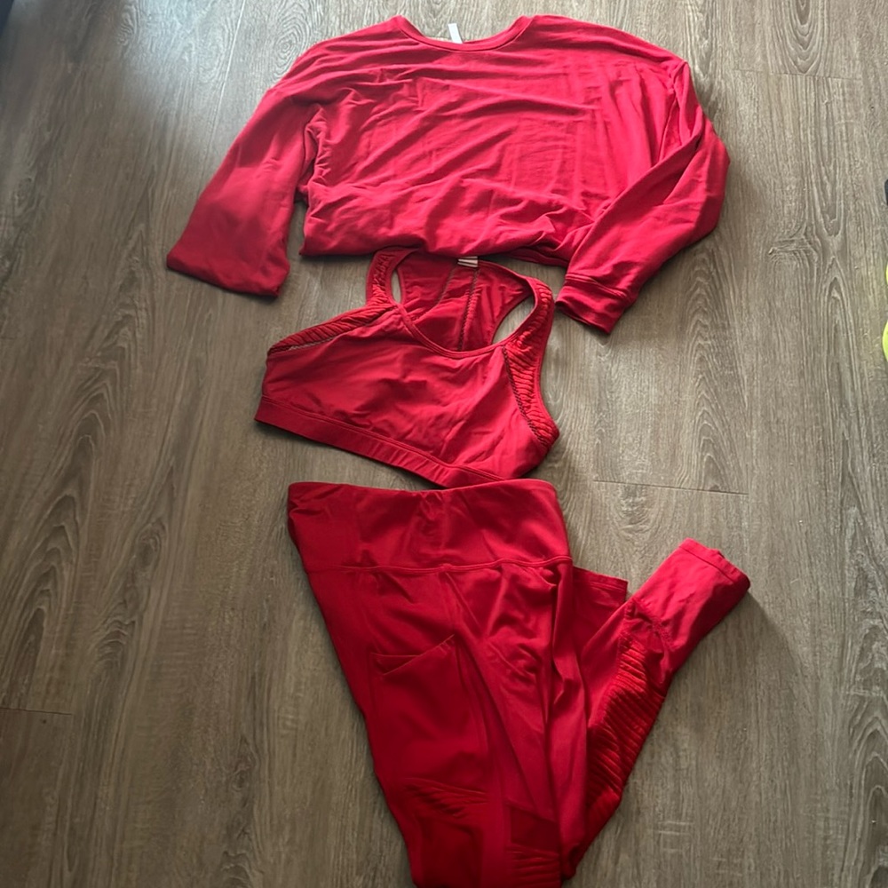 3 peace Fabletics set sweatshirt, athletic pants and bra